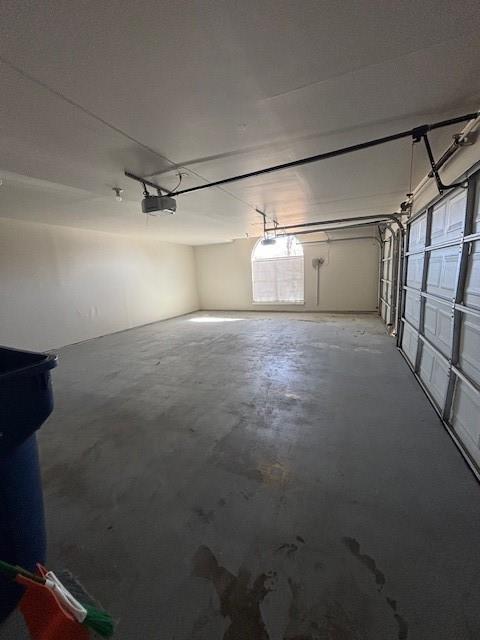 Crowley, Texas 76036, United States, 5 Bedrooms Bedrooms, ,4 BathroomsBathrooms,Residential,Pending,88243