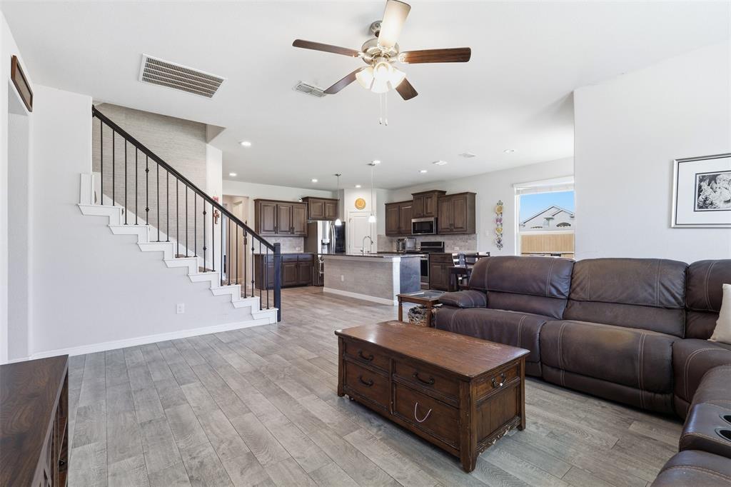 1101 Burlingame Drive