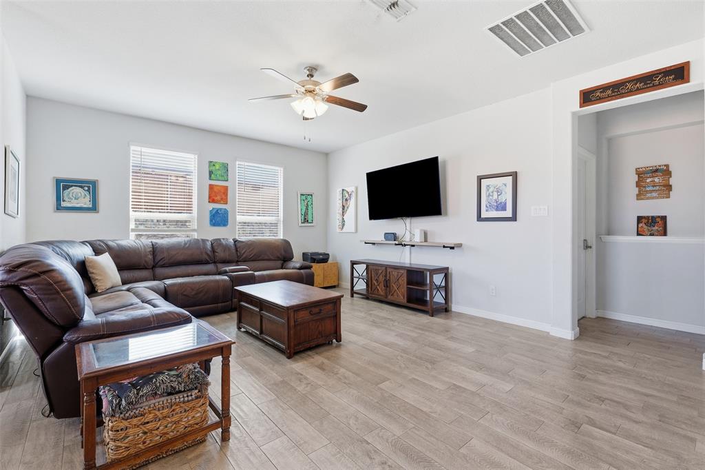 1101 Burlingame Drive