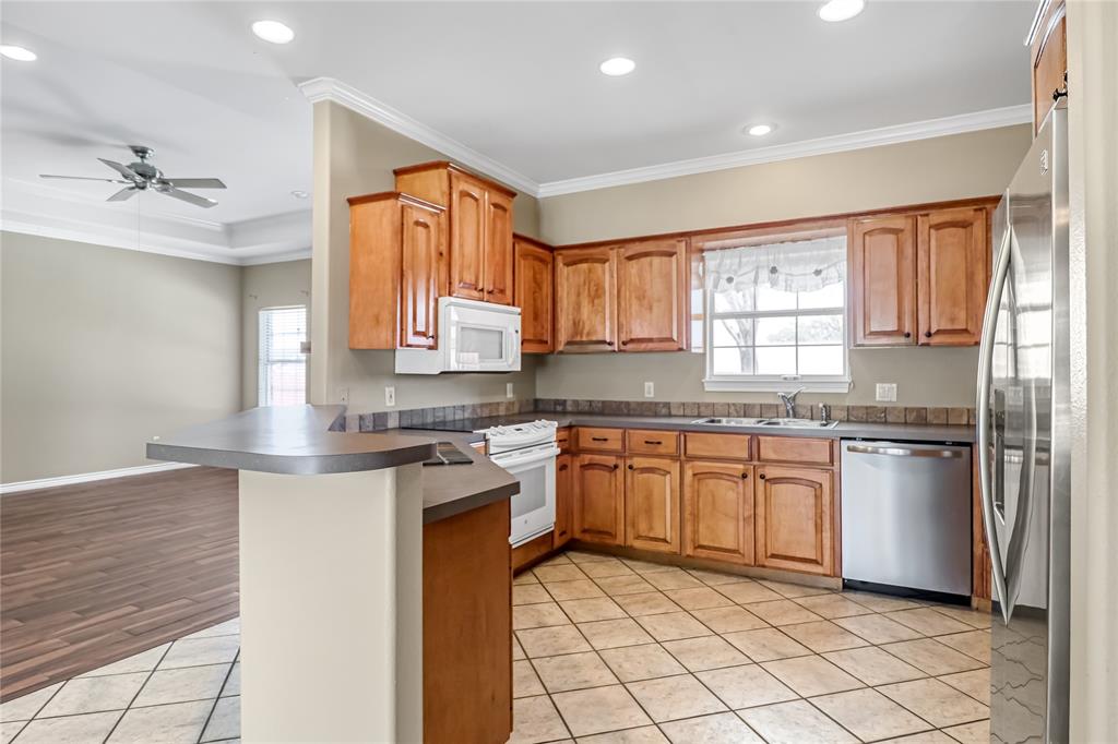 AB 136 S Calderon Sur - Residential