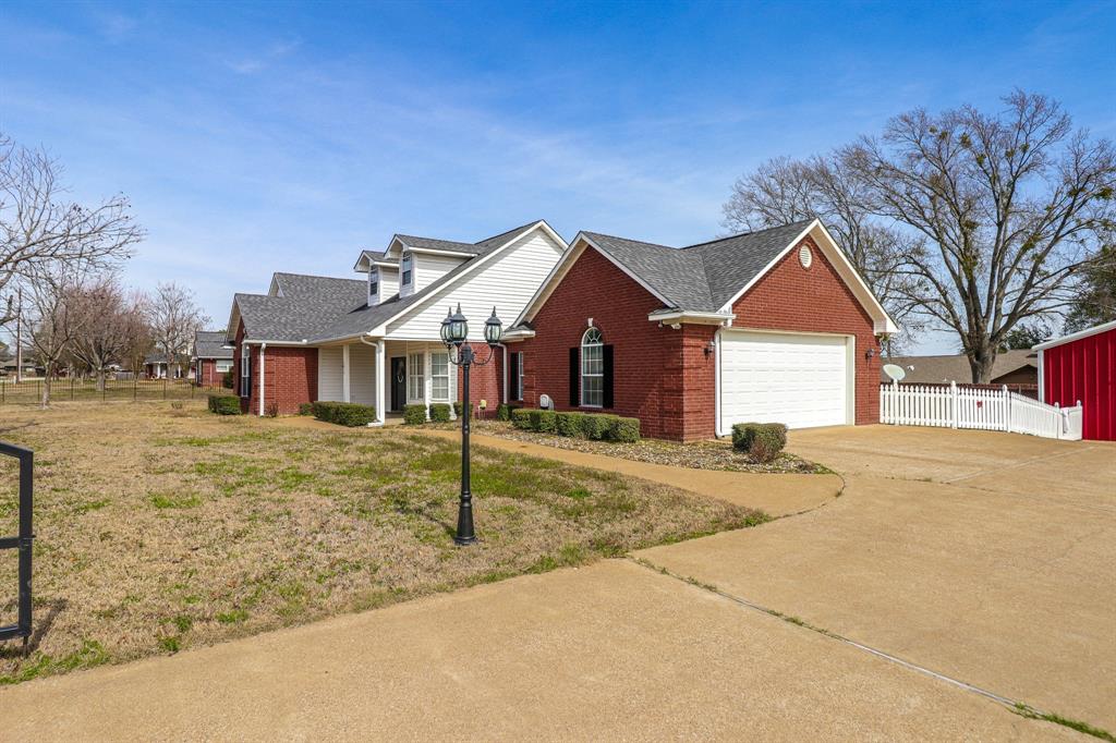 AB 136 S Calderon Sur - Residential