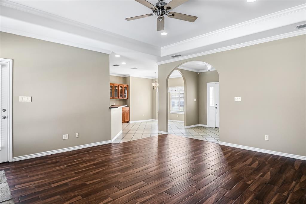 AB 136 S Calderon Sur - Residential