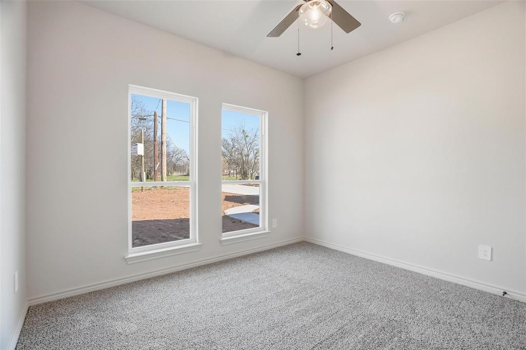 WALLACE - Residential