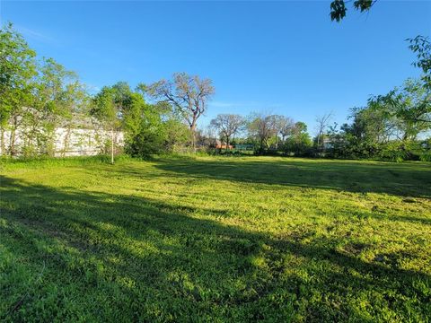 1603 Amanda Avenue Fort Worth TX 76105