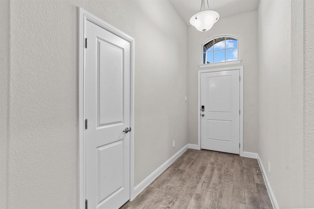 TRAILS OF ELIZABETH CREEK - Residential Lease