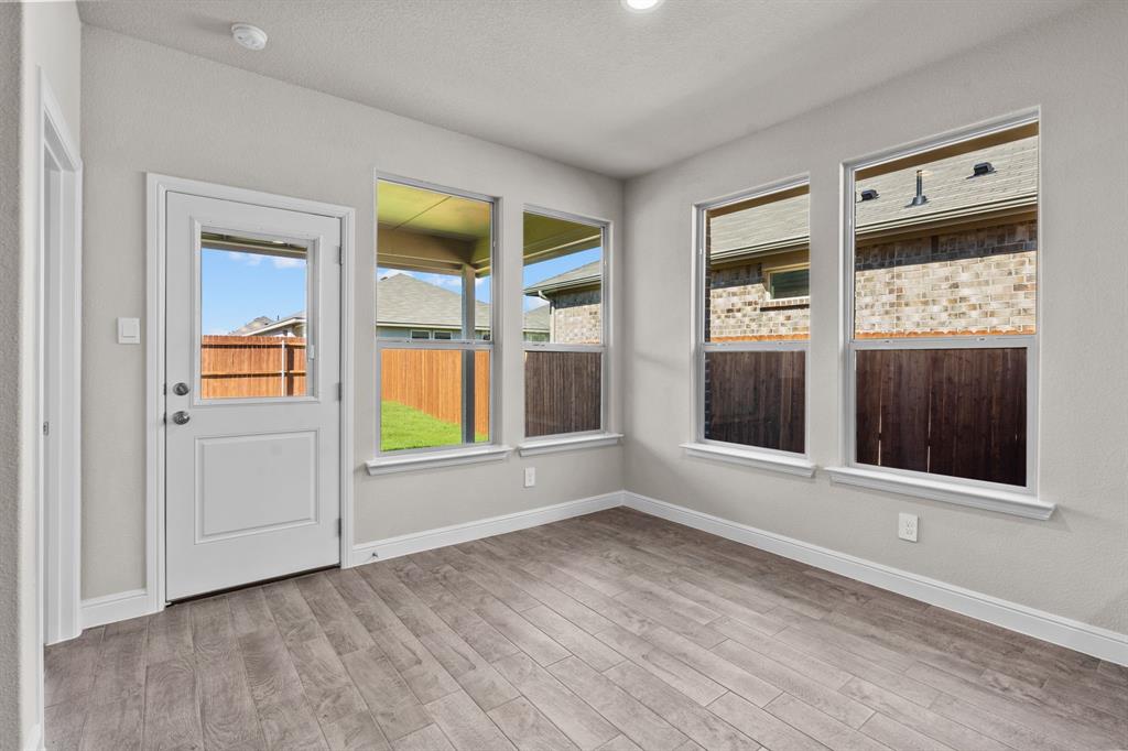 TRAILS OF ELIZABETH CREEK - Residential Lease