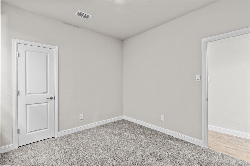 TRAILS OF ELIZABETH CREEK - Residential Lease