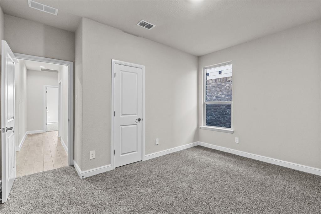 TRAILS OF ELIZABETH CREEK - Residential Lease