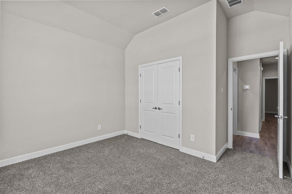 TRAILS OF ELIZABETH CREEK - Residential Lease