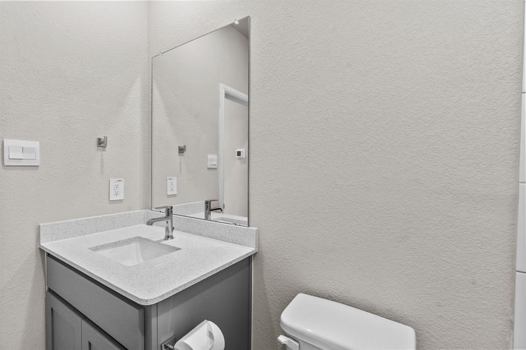 TRAILS OF ELIZABETH CREEK - Residential Lease