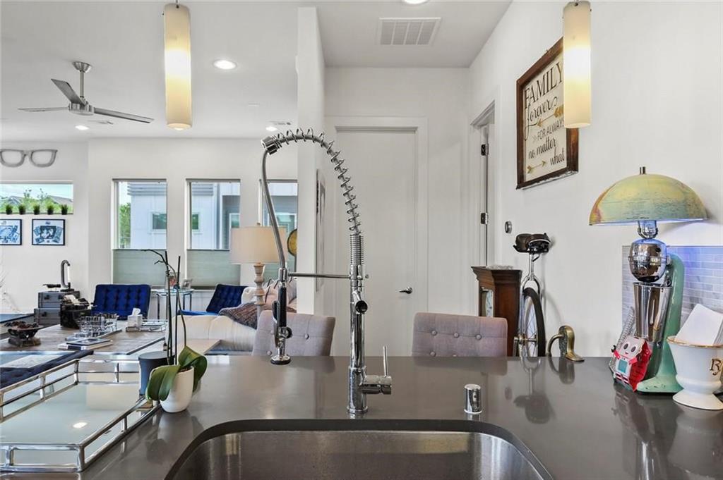 Alta Summit Twnhms - Residential Lease