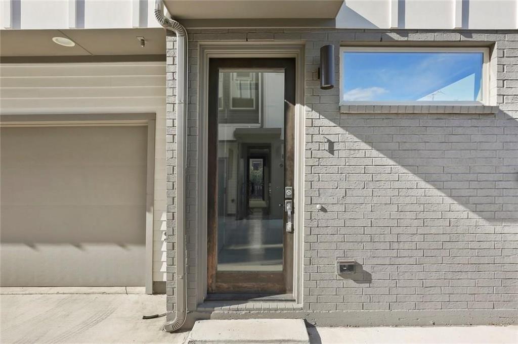 Alta Summit Twnhms - Residential Lease