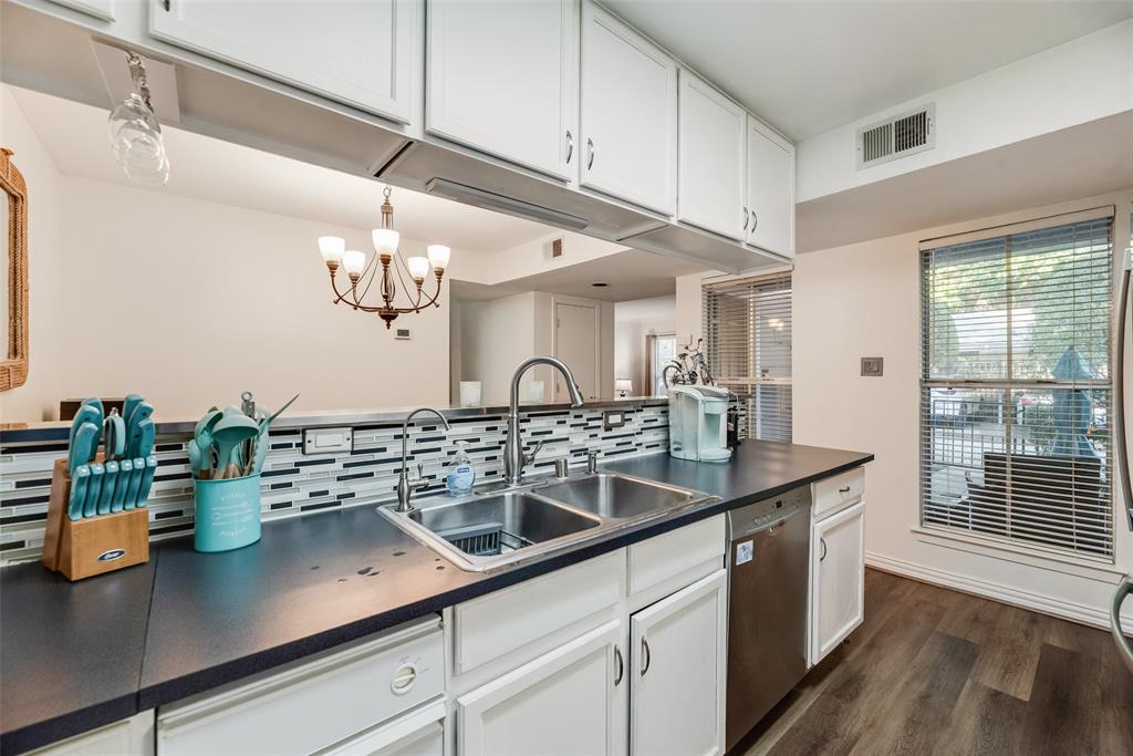 Holly Park Condos - Residential