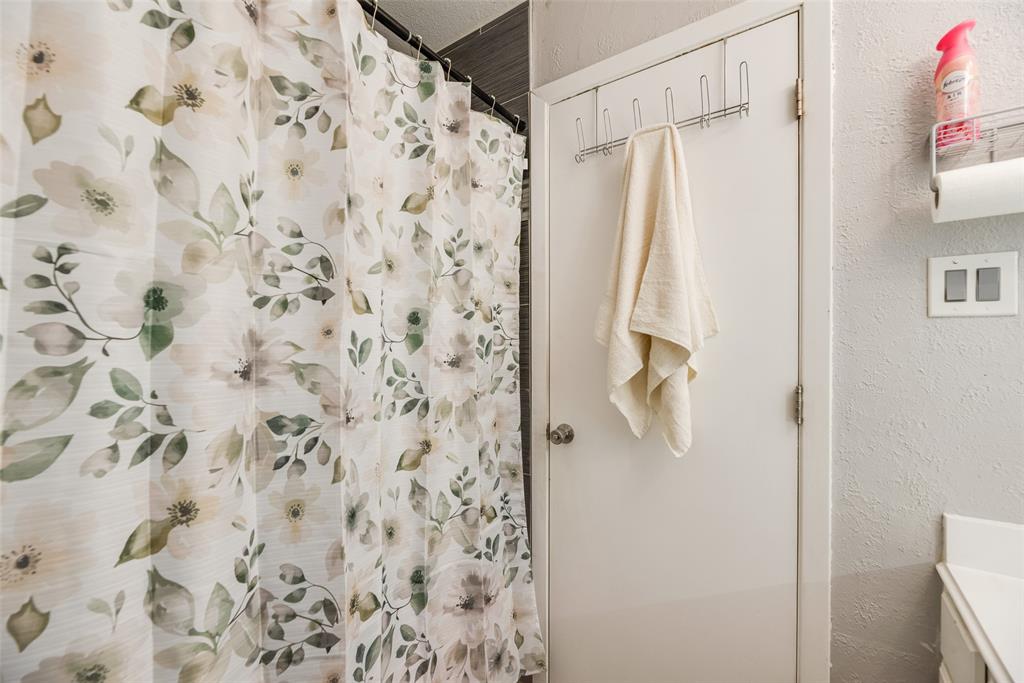 Holly Park Condos - Residential