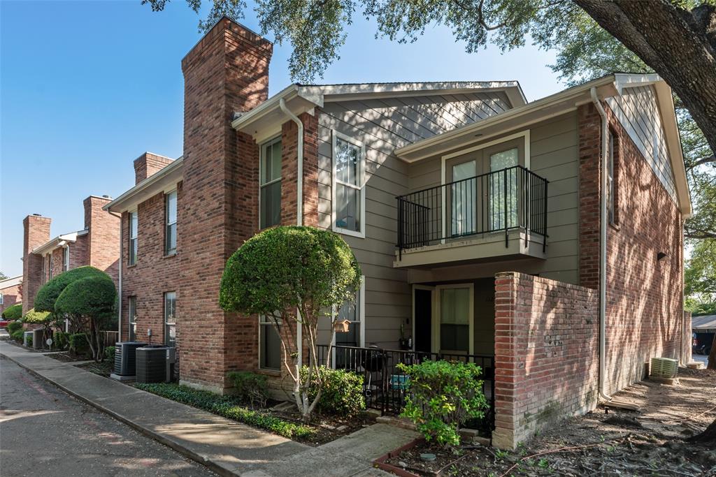 Holly Park Condos - Residential