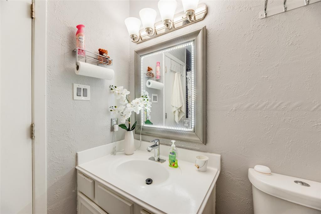 Holly Park Condos - Residential