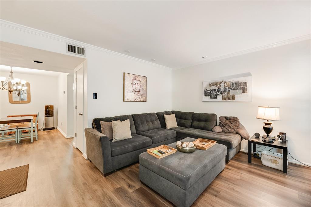 Holly Park Condos - Residential