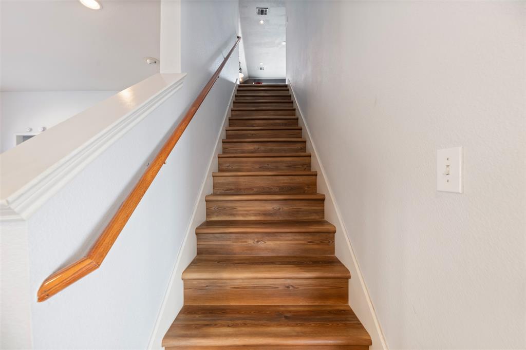 Parkwood Hill Add - Residential Lease