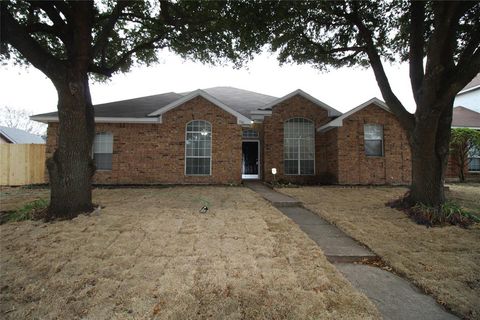 A home in DeSoto