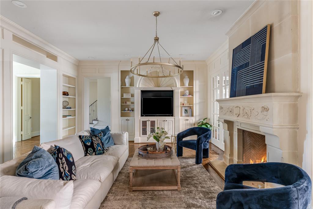 HIGHLAND PARK WEST 5th INST - Residential