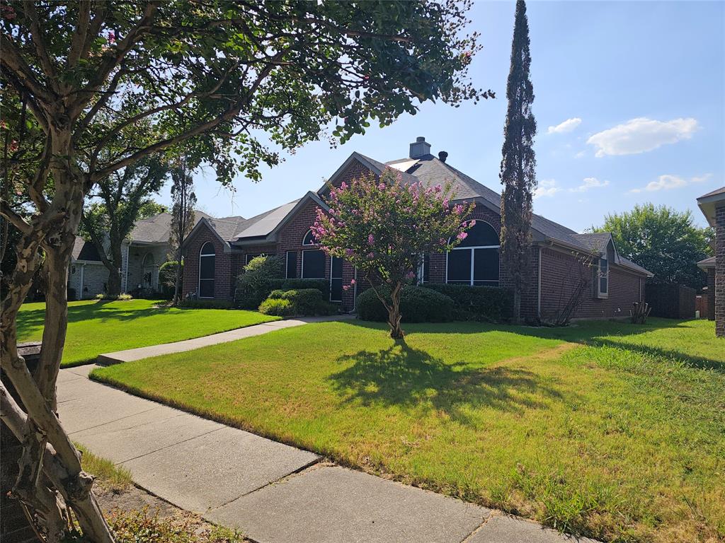 1635 Ariel Drive