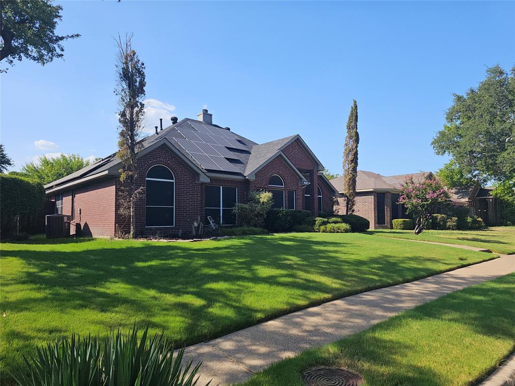 1635 Ariel Drive