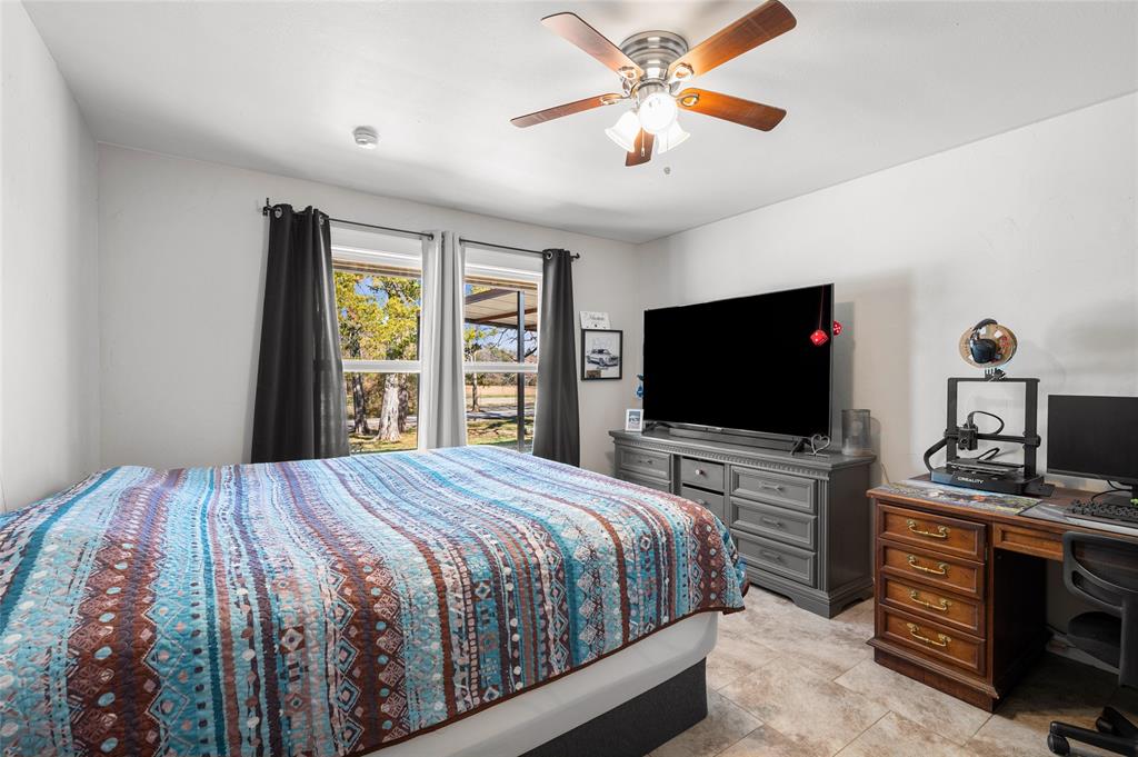 Brothers E - Residential