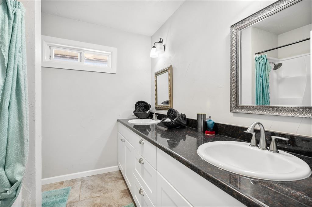 Brothers E - Residential