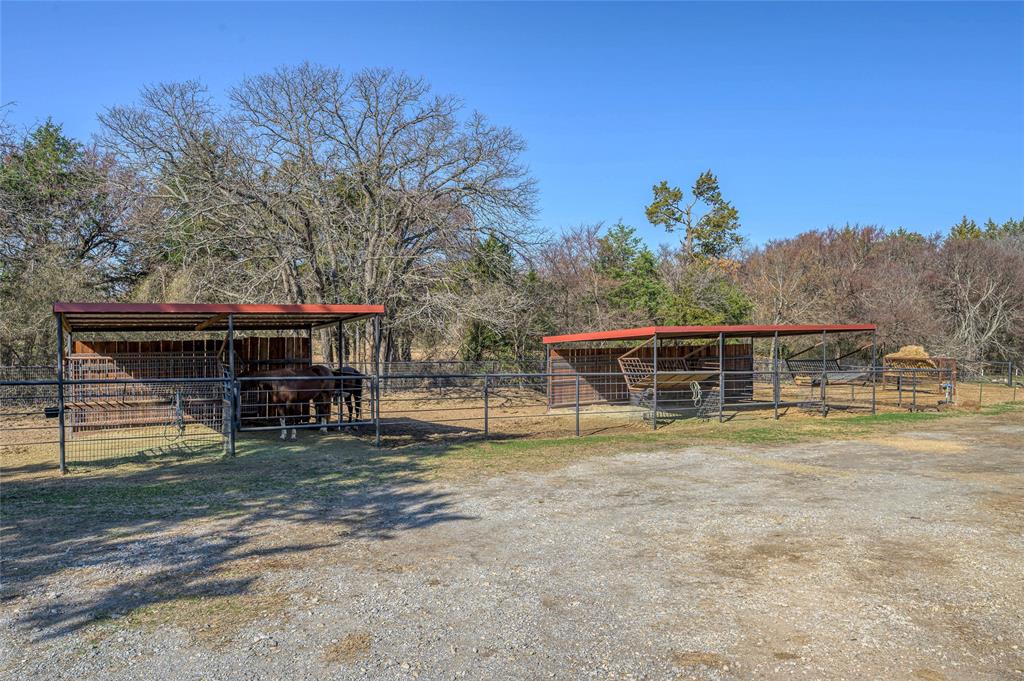 Brothers E - Residential