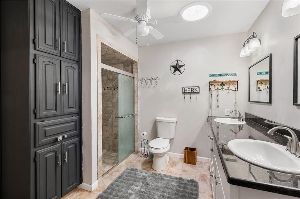 Brothers E - Residential