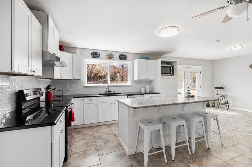 Brothers E - Residential