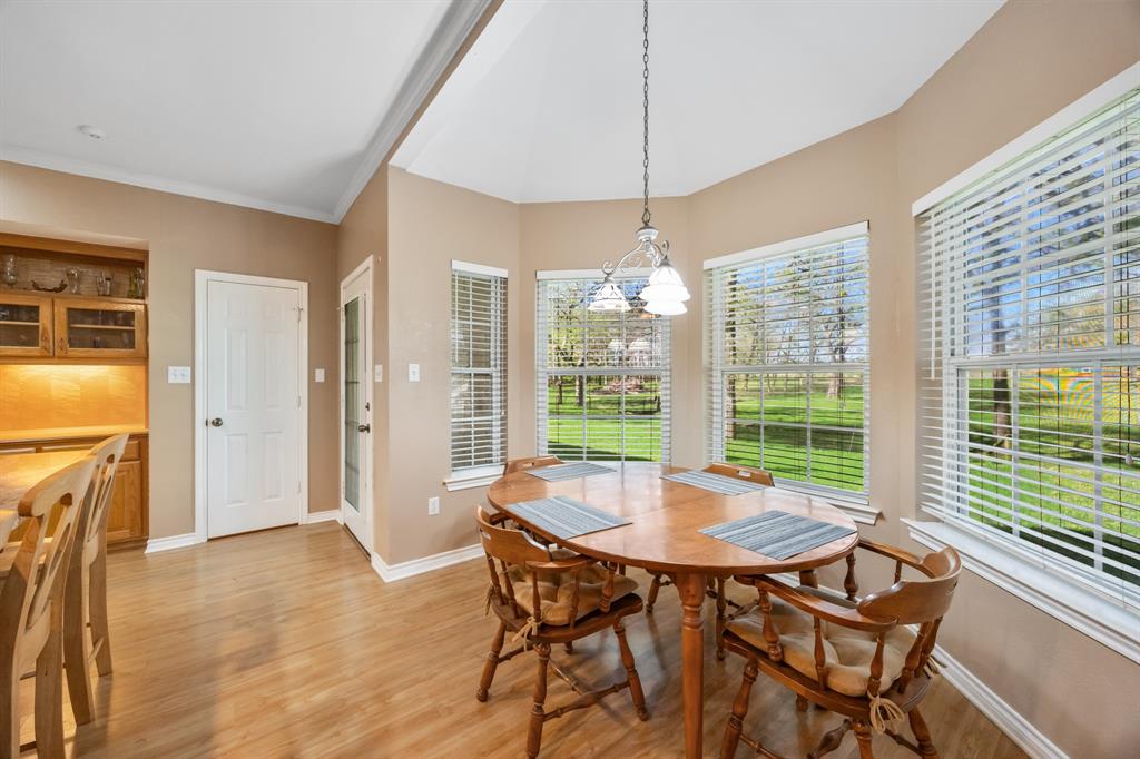 Mid-Point Ranchette - Residential