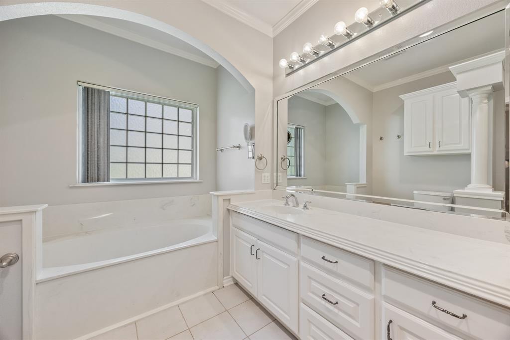 Mid-Point Ranchette - Residential