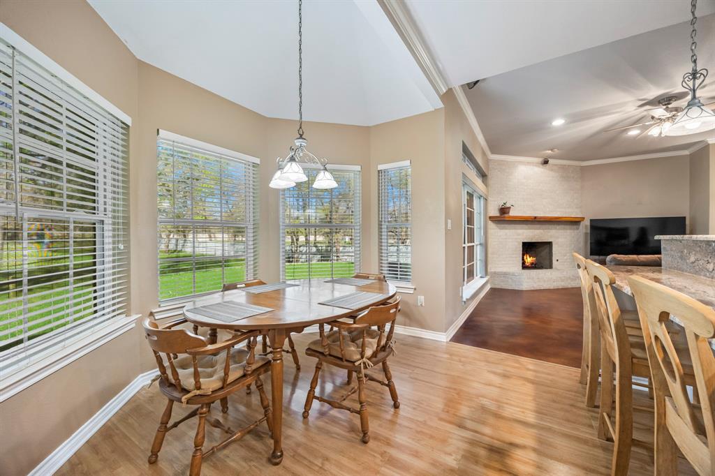 Mid-Point Ranchette - Residential