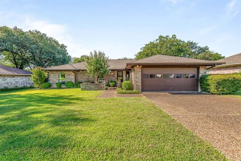 3413 Denbury Drive Fort Worth TX 76133