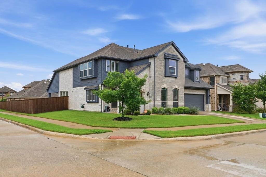 1720 Benny Lane
