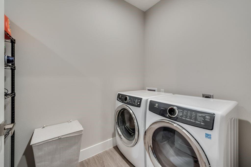 September Sound - Residential