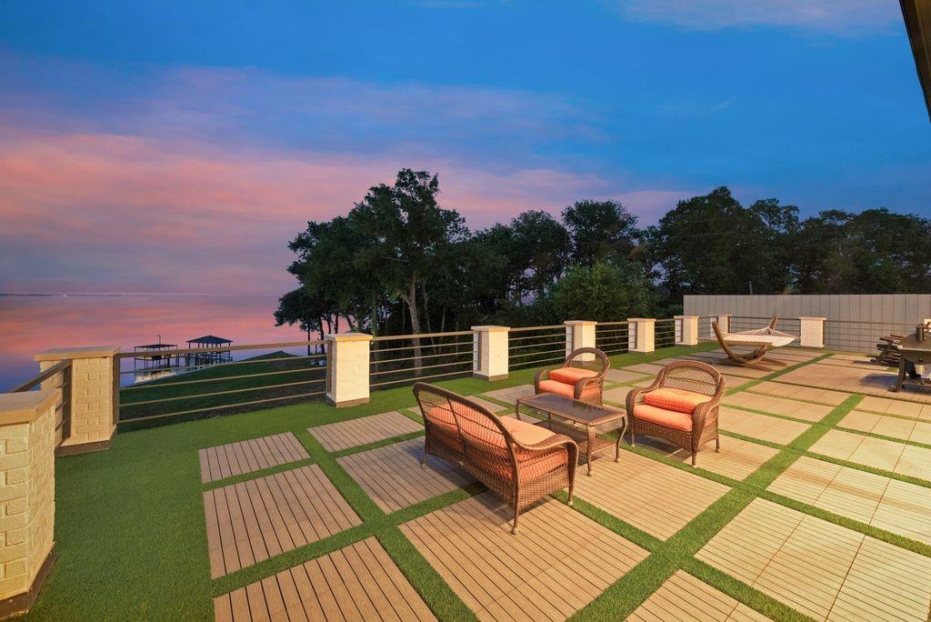 September Sound - Residential