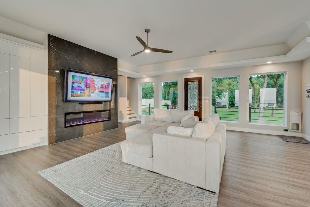 September Sound - Residential