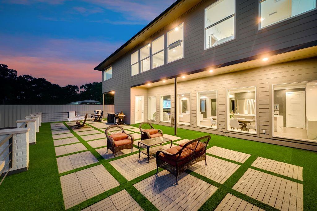 September Sound - Residential