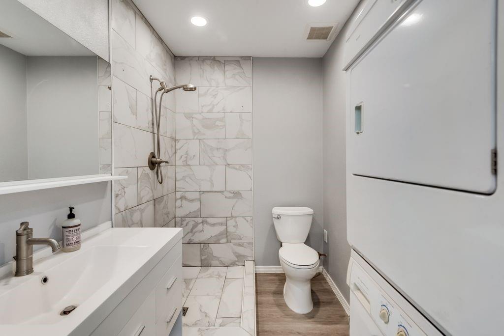 September Sound - Residential