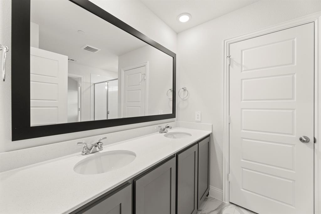 Sereno Oaks at Buckner Terrace - Residential