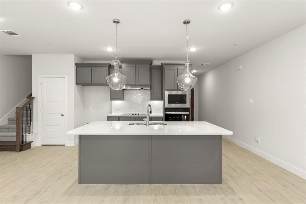 Sereno Oaks at Buckner Terrace - Residential