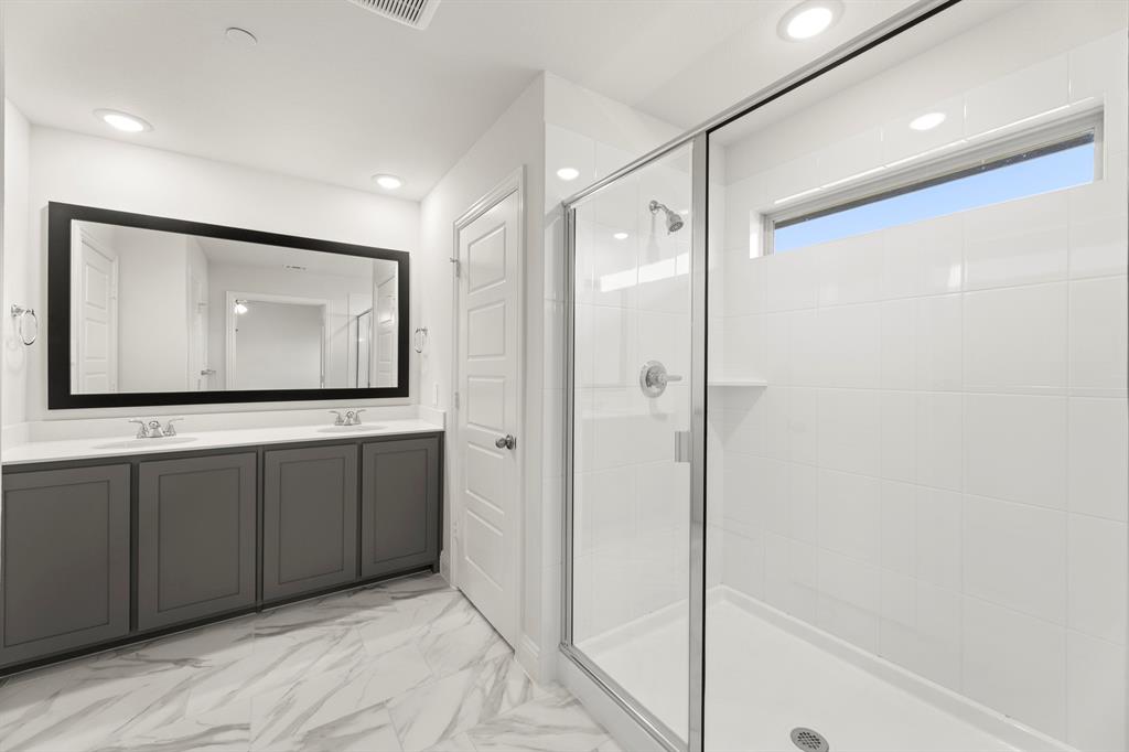 Sereno Oaks at Buckner Terrace - Residential