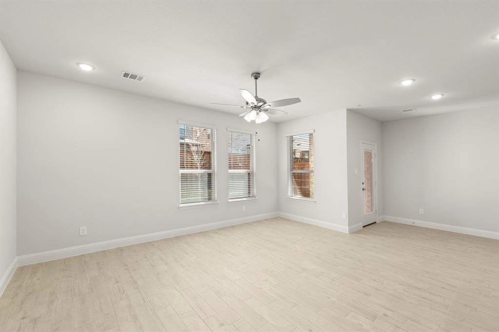 Sereno Oaks at Buckner Terrace - Residential