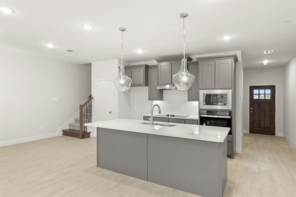 Sereno Oaks at Buckner Terrace - Residential