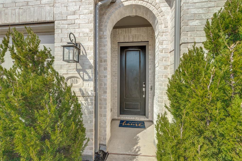 Mantua Point - Residential