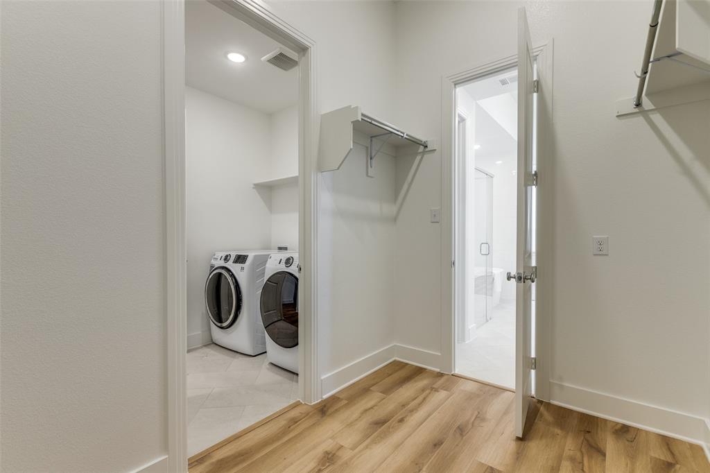 Mantua Point - Residential