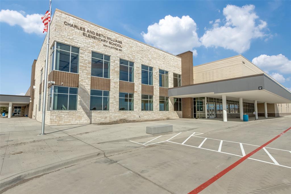 Mantua Point - Residential