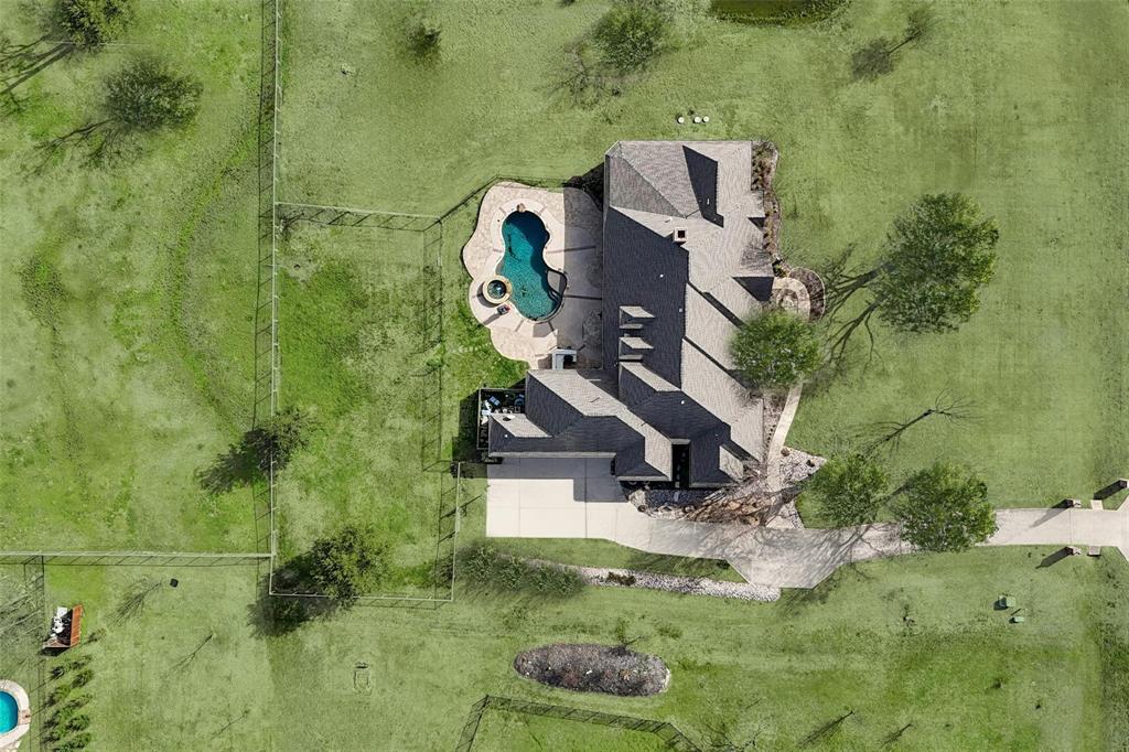 255 Bowie Court